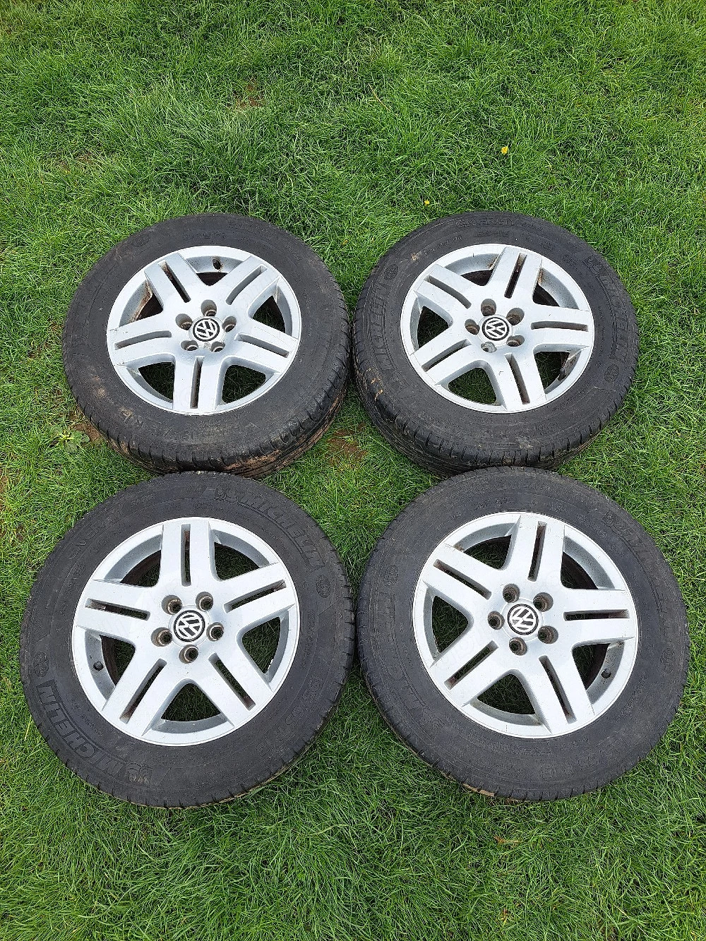 Jante r15 Volkswagen Golf 4  distantă prezoane  5x100  Audi A3 ,Vw Bora, Polo ,Skoda Octavia 1 