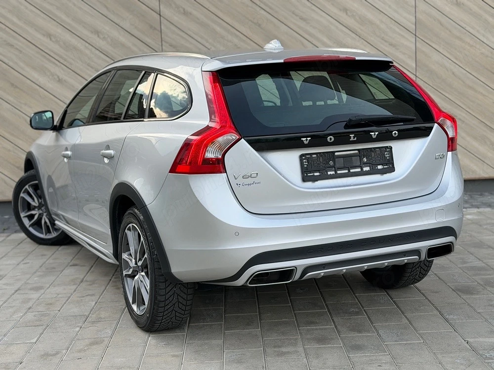 Volvo V60 Cross Country 2.0d
