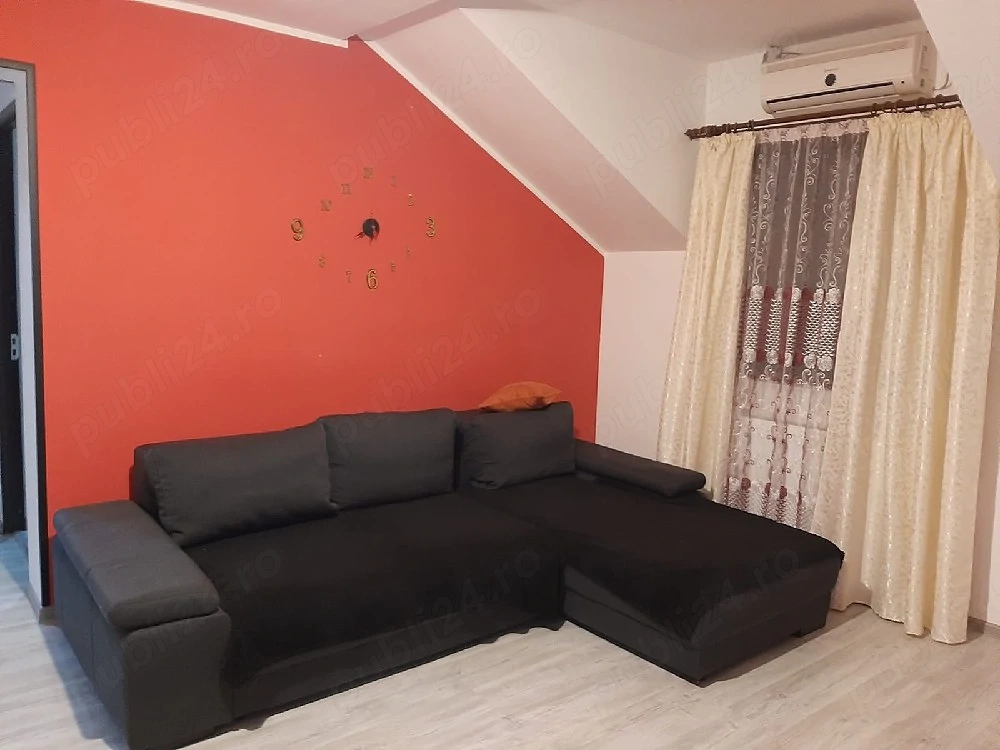 închiriez apartament 