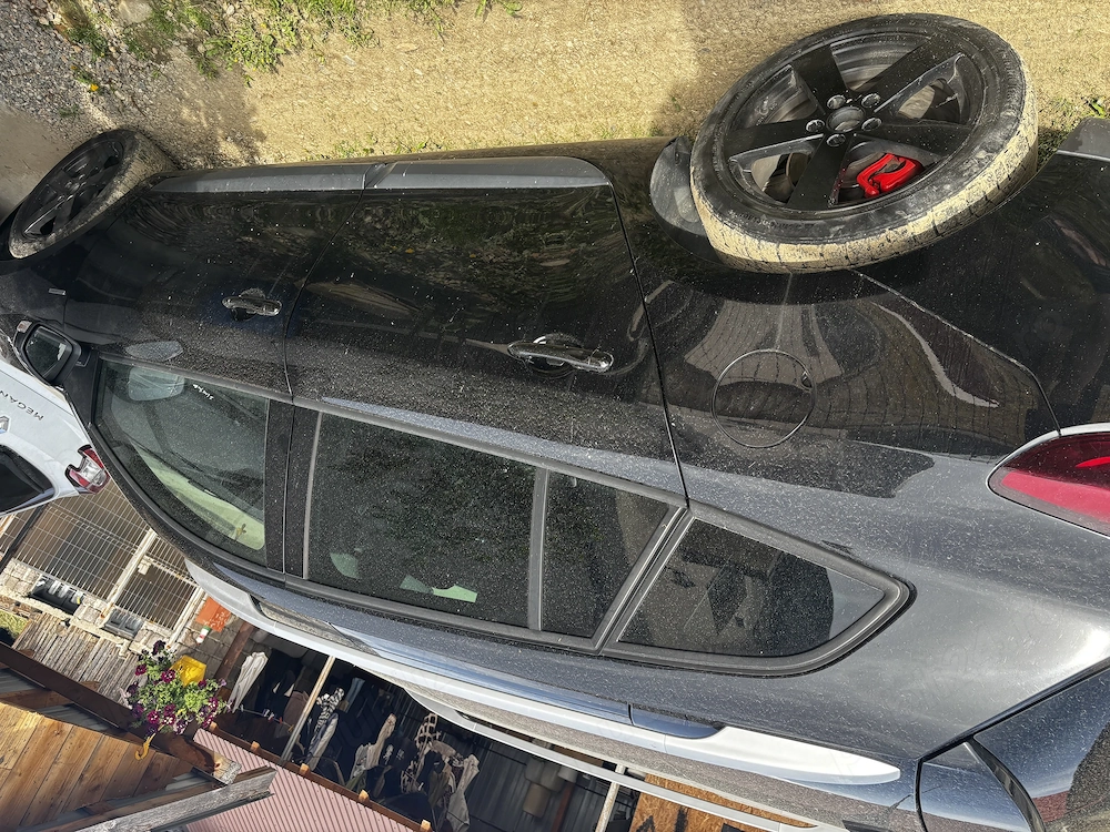 van renault megane 3 avariat