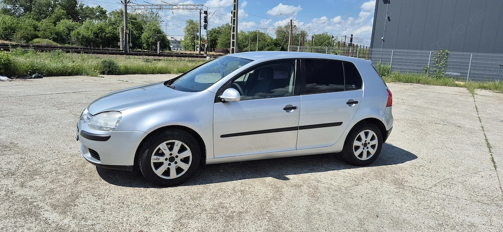 Vând vw golf 5 1.9 tdi