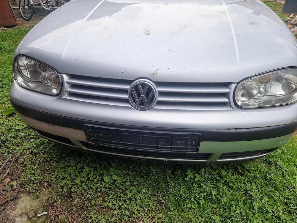 dezmembrez golf 4