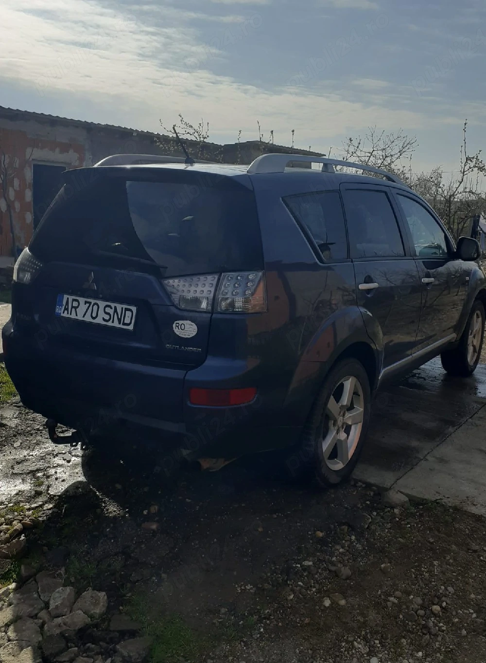 Mitsubishi outlander