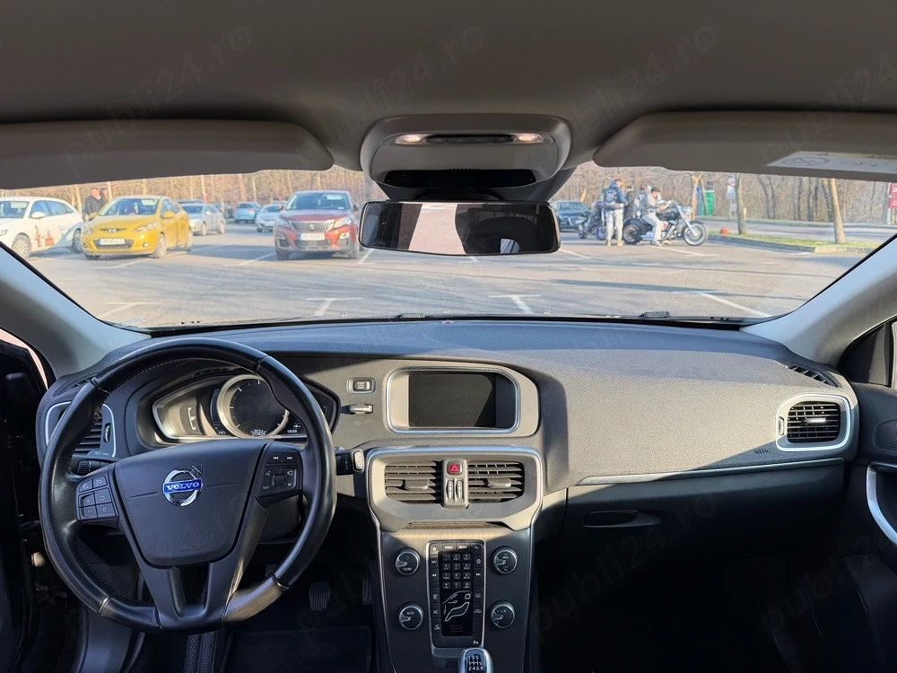 Volvo V40 D4 190cp 2015