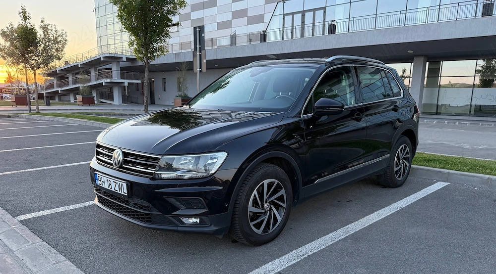 VW Tiguan 2019, 2.0 TDI 150 CP, DSG, Cameră, Navigație, Cârlig electric