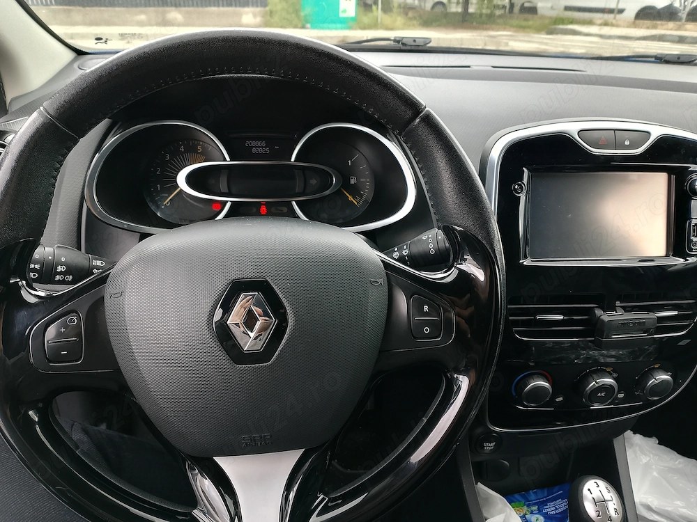 Vând Renault Clio 4  2015
