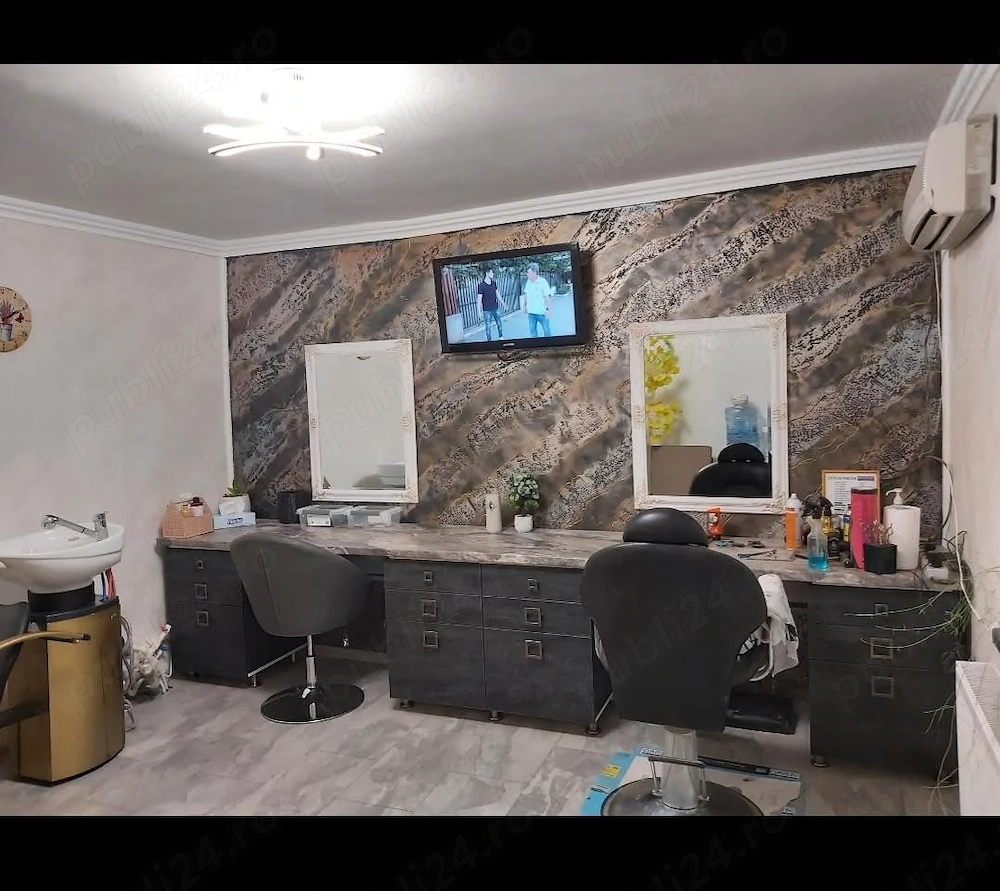 Inchiriez spatiu comercial 32mp 