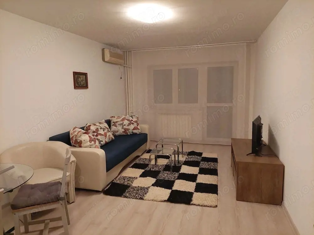 Închiriere Apartament 3 camere, etaj 2, mobilat/utilat, parcare, Bd. Unirii