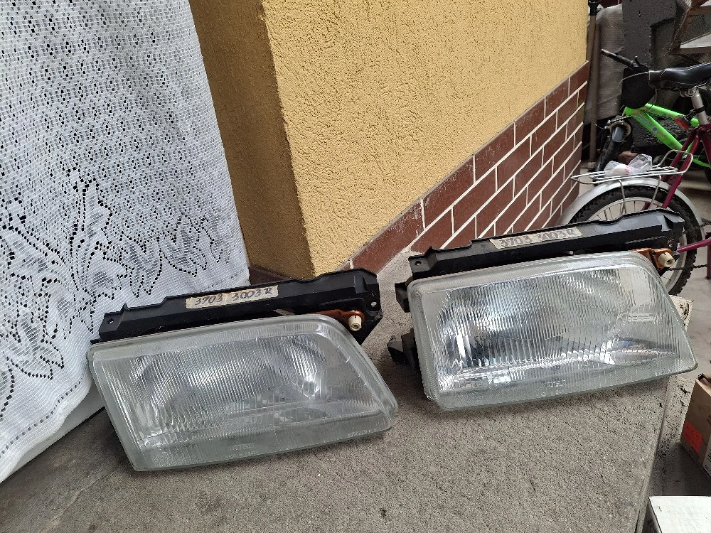  far dreapta pentru Opel Kadett E (model 1984-1993) sau Opel Ascona C (model 1981-1988).