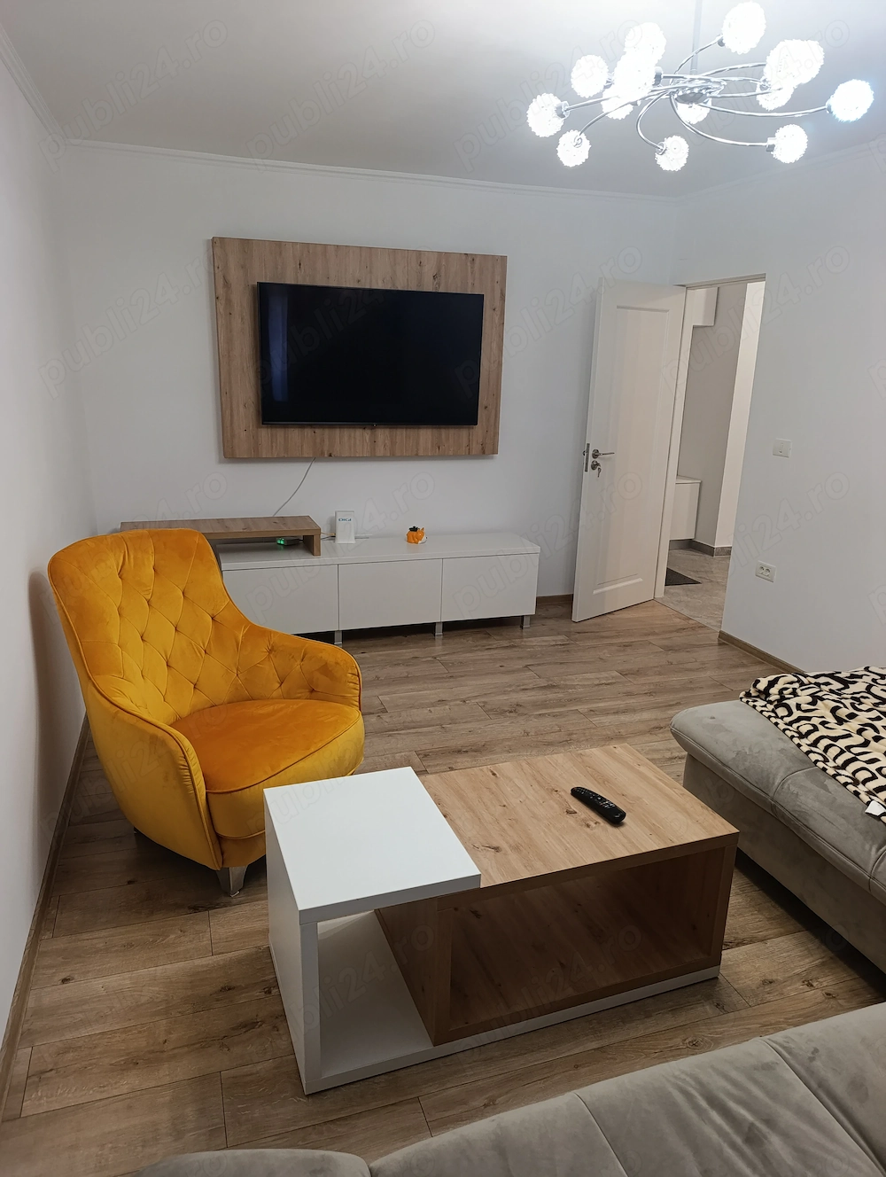 2 camere, Soarelui-Judetean