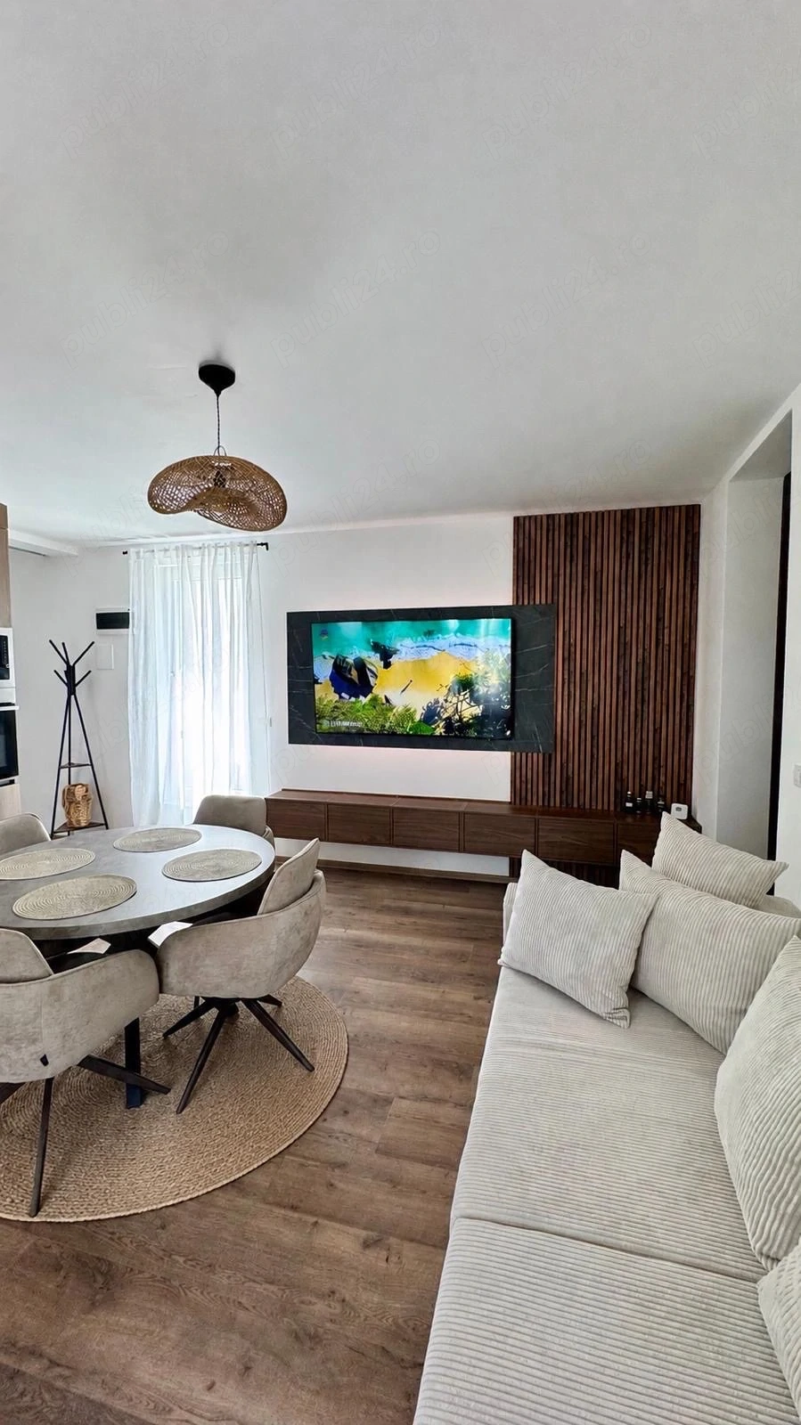Penthouse modern disponibil pentru prima închiriere, în zona Cărăbușului   Giroc.