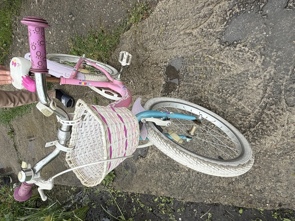 Vând bicicletă pentru copii