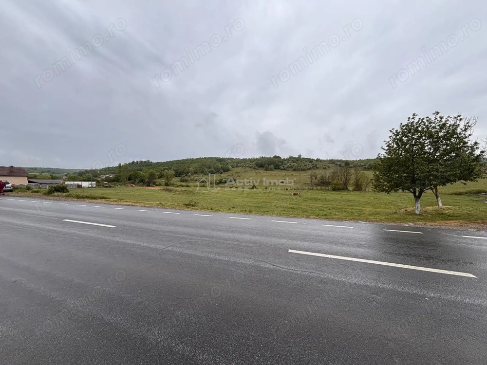 Teren intravilan 2145 mp  Hidiselul de Jos