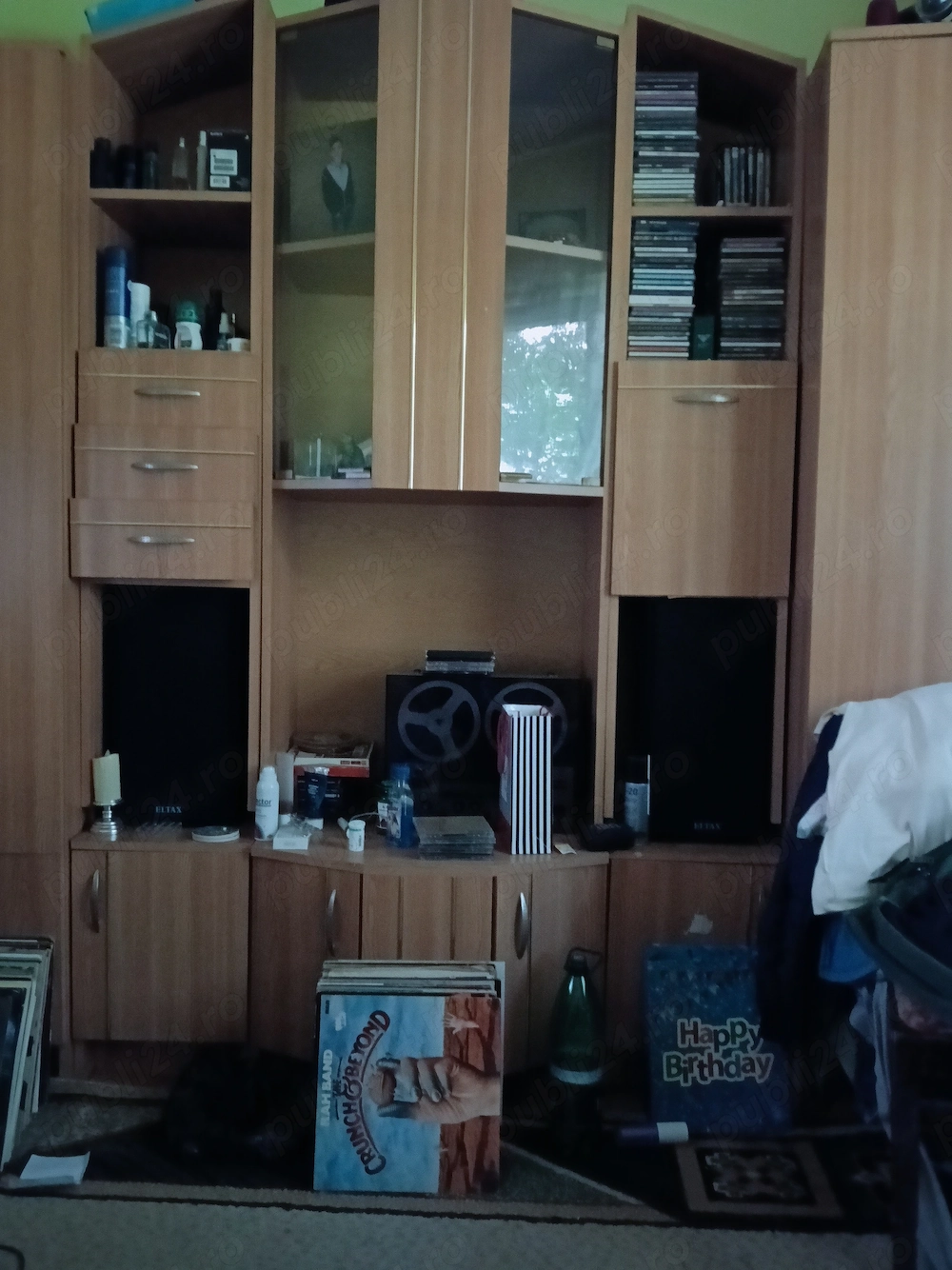 Vând apartament sau schimb 