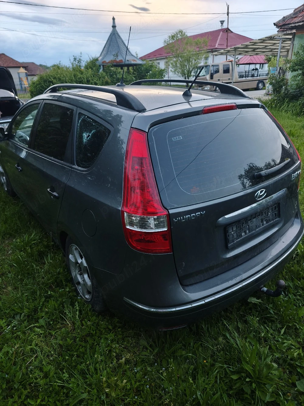 Vand Hyundai i30 1.6 CRDI 2009 break pentru dezmembrare