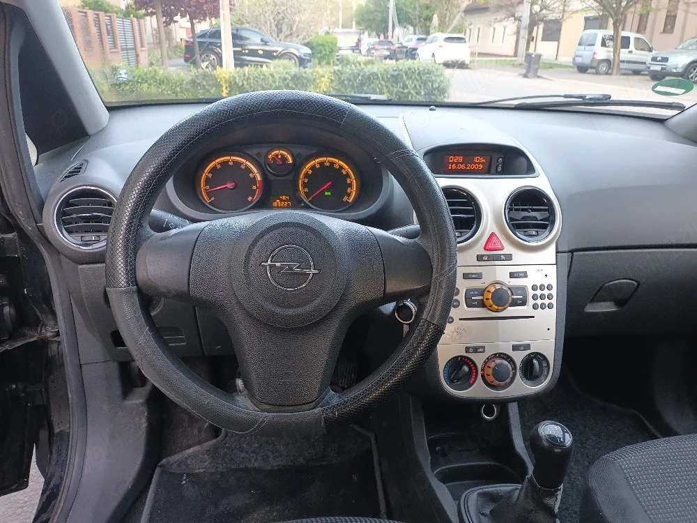 corsa d an 2009 motor 1200 benzina