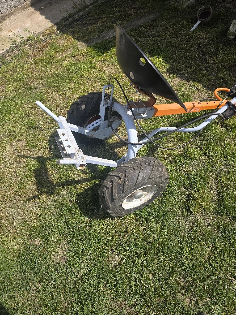 carut pentru motocultor