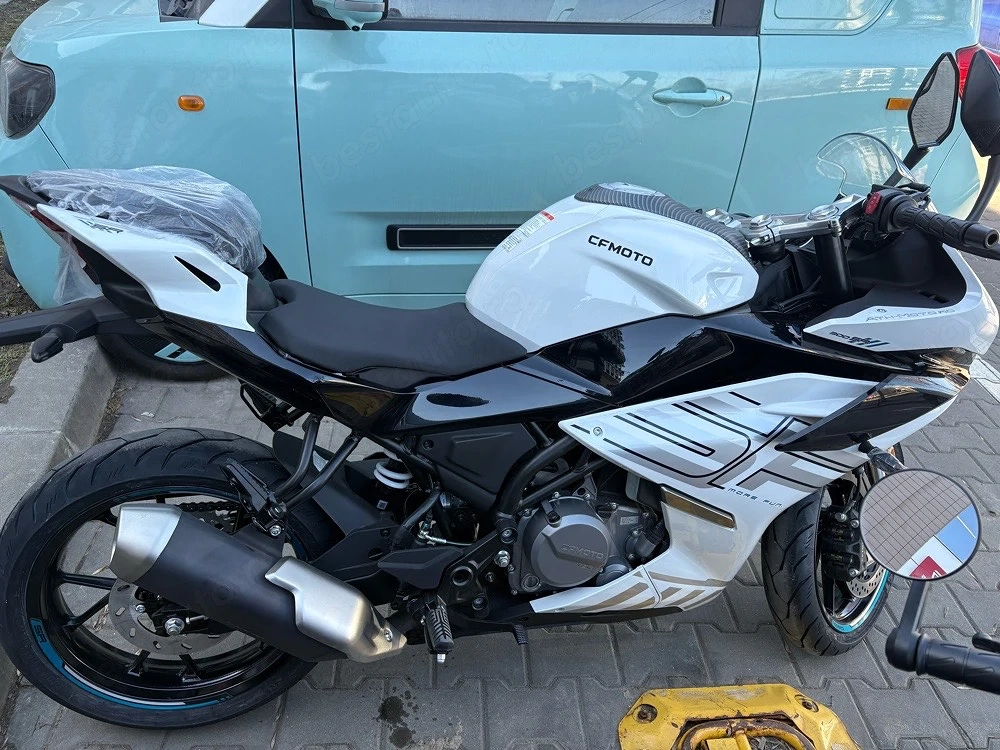 cf moto 300 sr 2026
