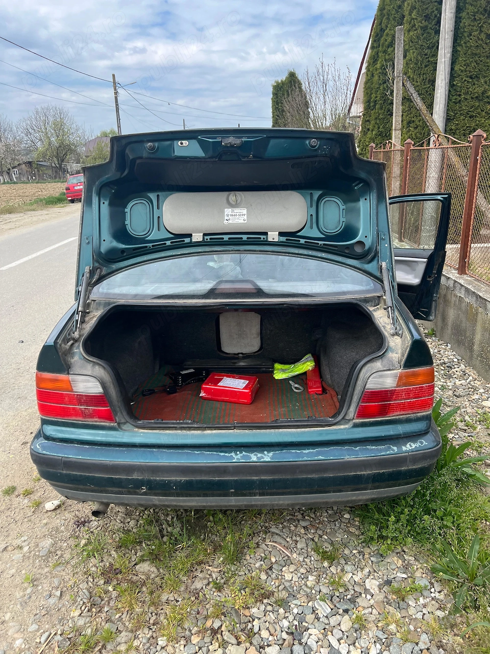BMW 316i 1.6 benzina 1997