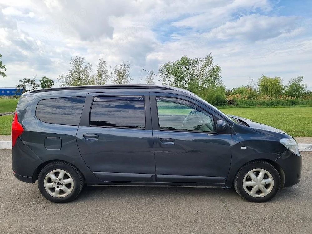 Vând Dacia Lodgy, an 2012, diesel, 1461 cmc, 267.667 km, stare bună, înmatriculată