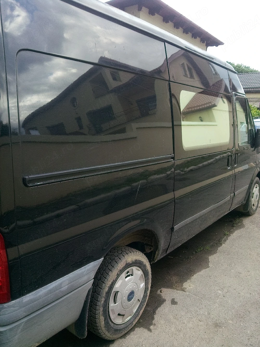 Vând Ford Transit 2009 .