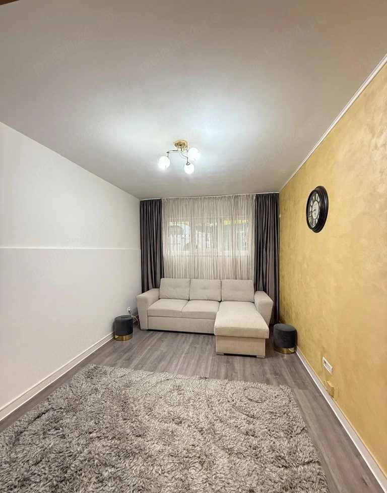 direct proprietar vând garsonieră la demisol