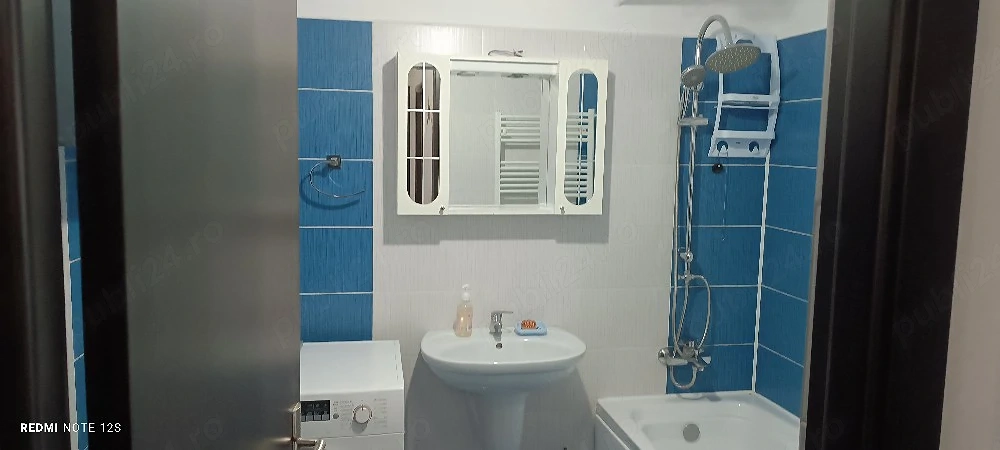 inchiriez apartament 2 camere militari Residence 