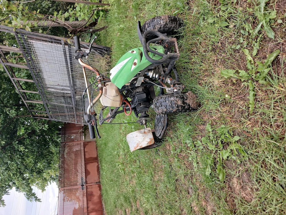 Vand sau schimb atv 49 cc cu ceva atv mai mare