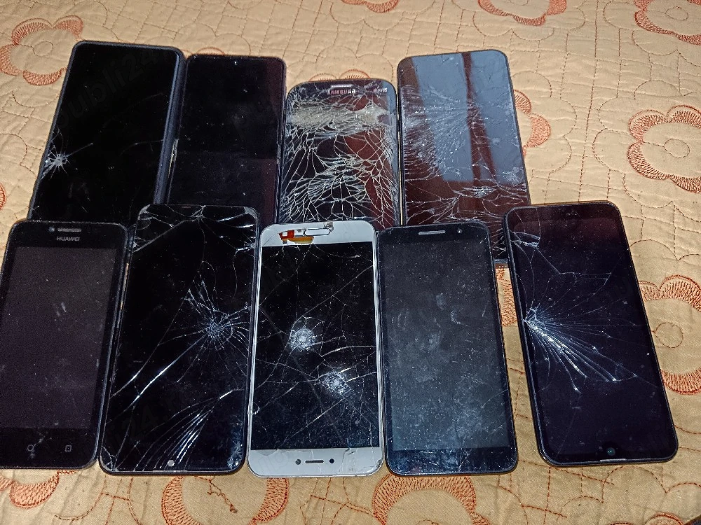 Vând telefoame pentru piese de schimb 
