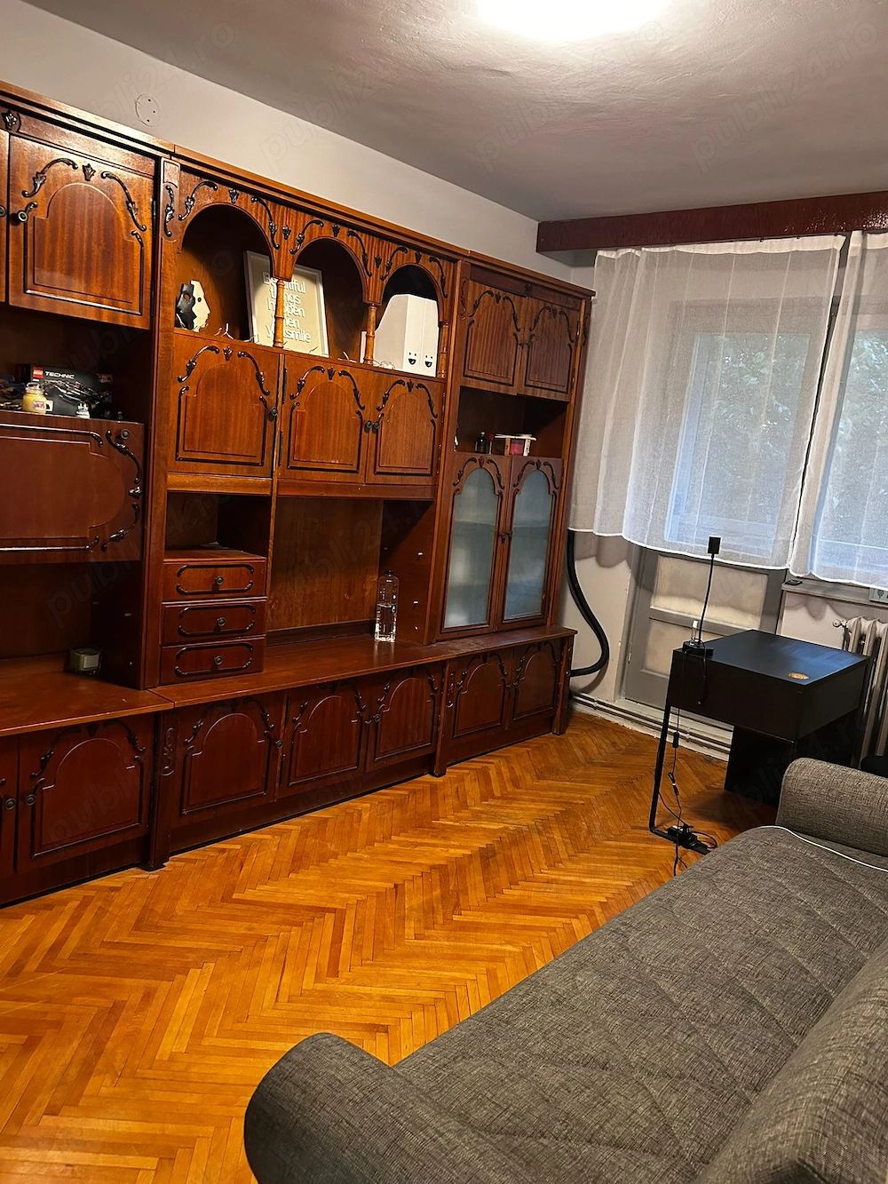 Inchiriez Apartament 2 Camere, Calea Sagului