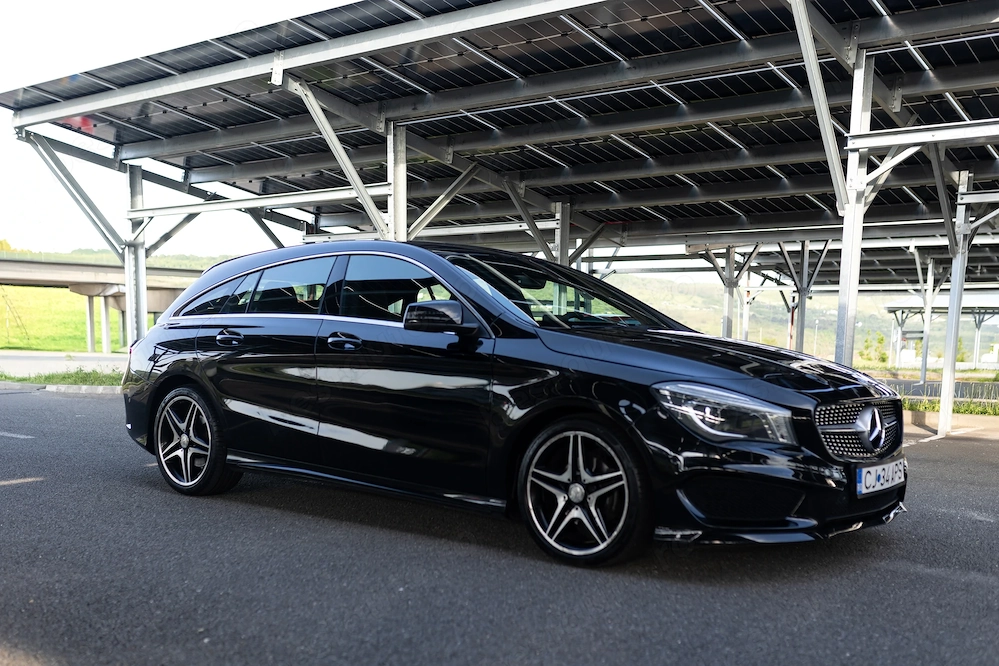 Mercedes-Benz CLA 200 d Shooting Brake 7G-DCT AMG Line