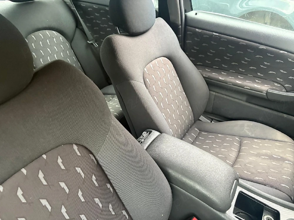 vand C-class coupe pt dezmembrat