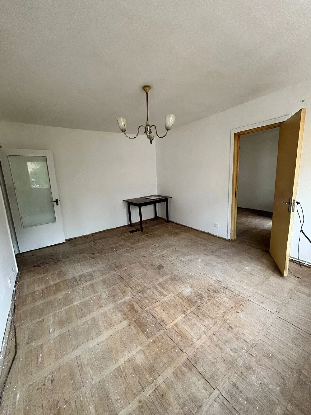 Apartament 2 camere cf 2 etaj intermediar 