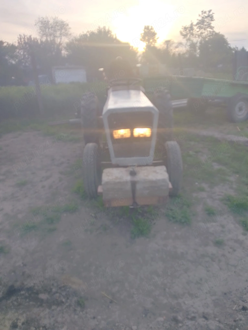 De vânzare tractor Lombardini complet 