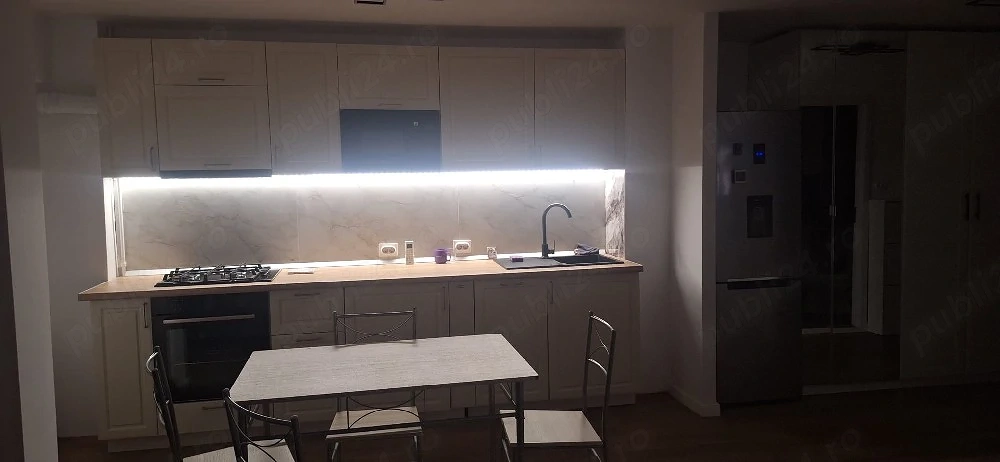 Închiriez garsoniera Teatru Masca