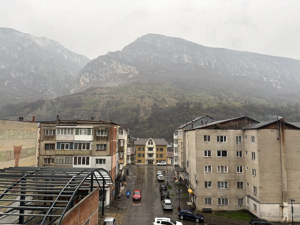 Apartament complet renovat - Baile Herculane