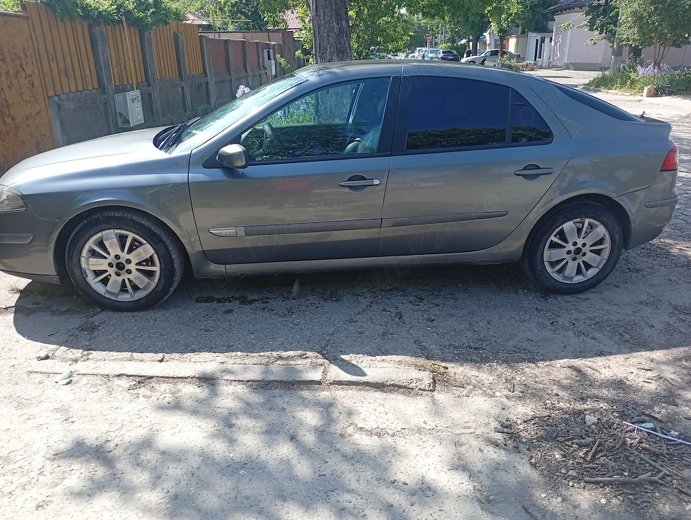 Vând Renault laguna 1200 euros ușor negociabil