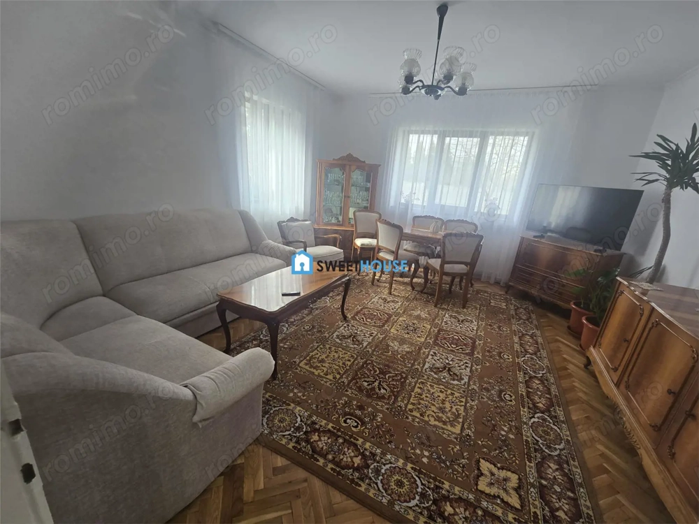 Casa cu 3 camere Str Negoiu Fagaras