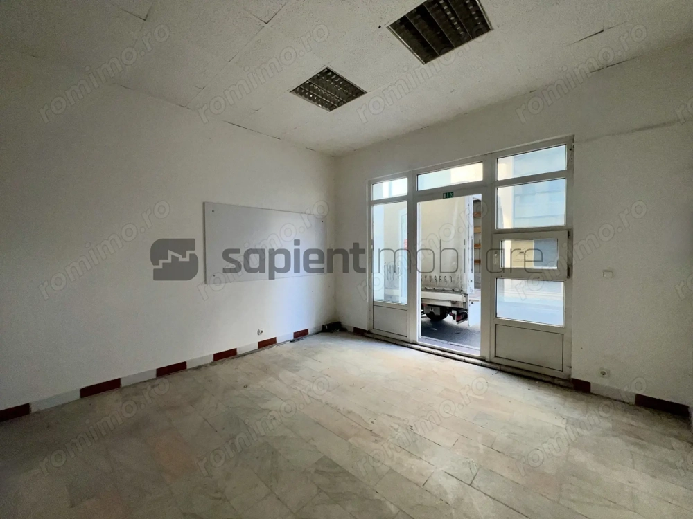 Spațiu comercial / birou ultracentral - Piața Ferdinand, Oradea