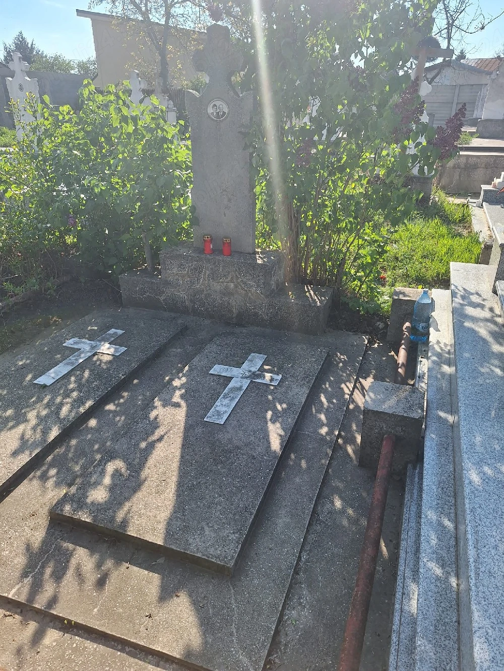 Loc De veci Cimitirul Ungureni 