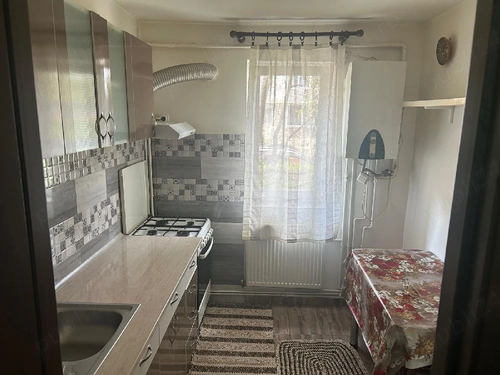 apartament de închiriat