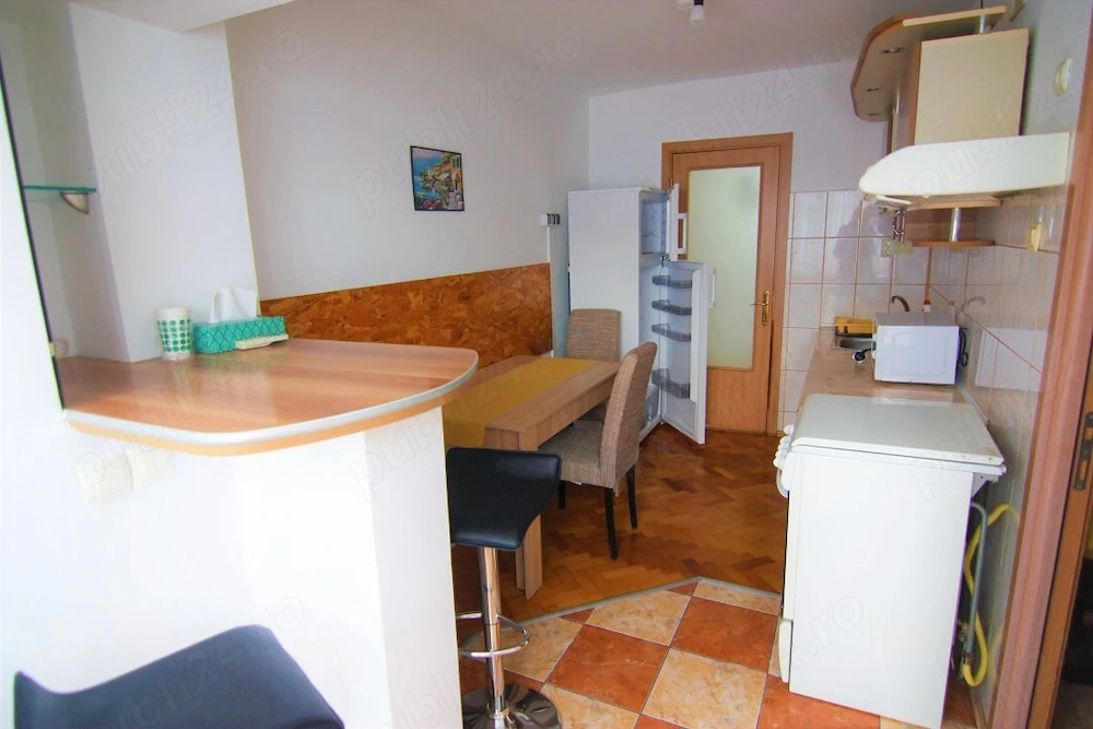 Apartament 2 camere  decomandat model mare amenajat LUX etaj 2 Bucovina