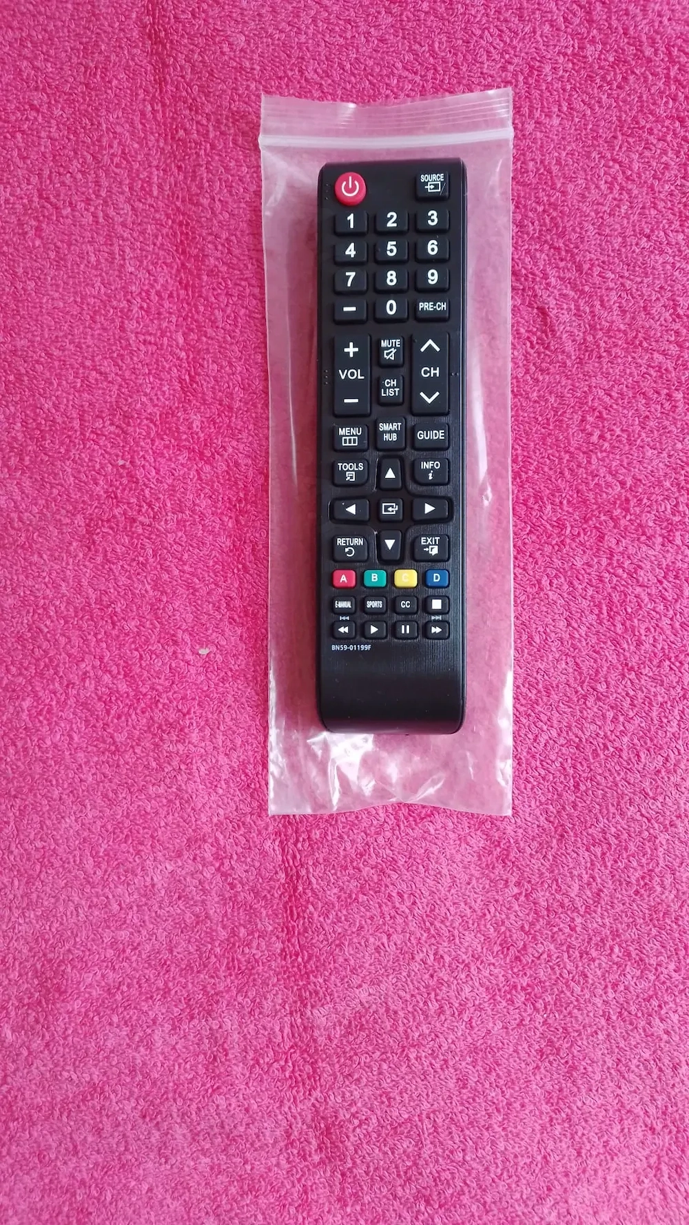 Vand Telecomanda Universala  inclus SAMSUNG la  20 lei 
