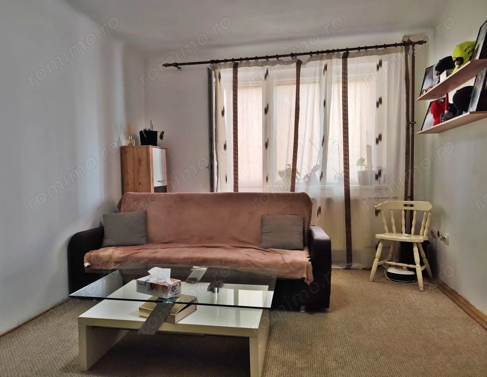 Apartament 2 camere central, vanzare - langa Podul Decebal, Oradea