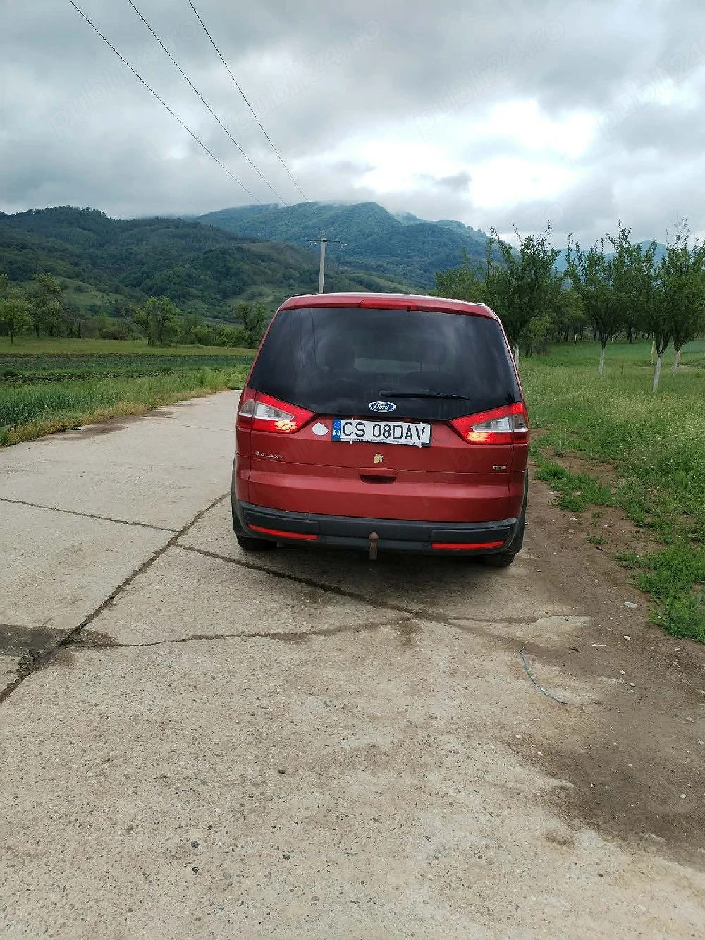 Ford Galaxy Ghia 