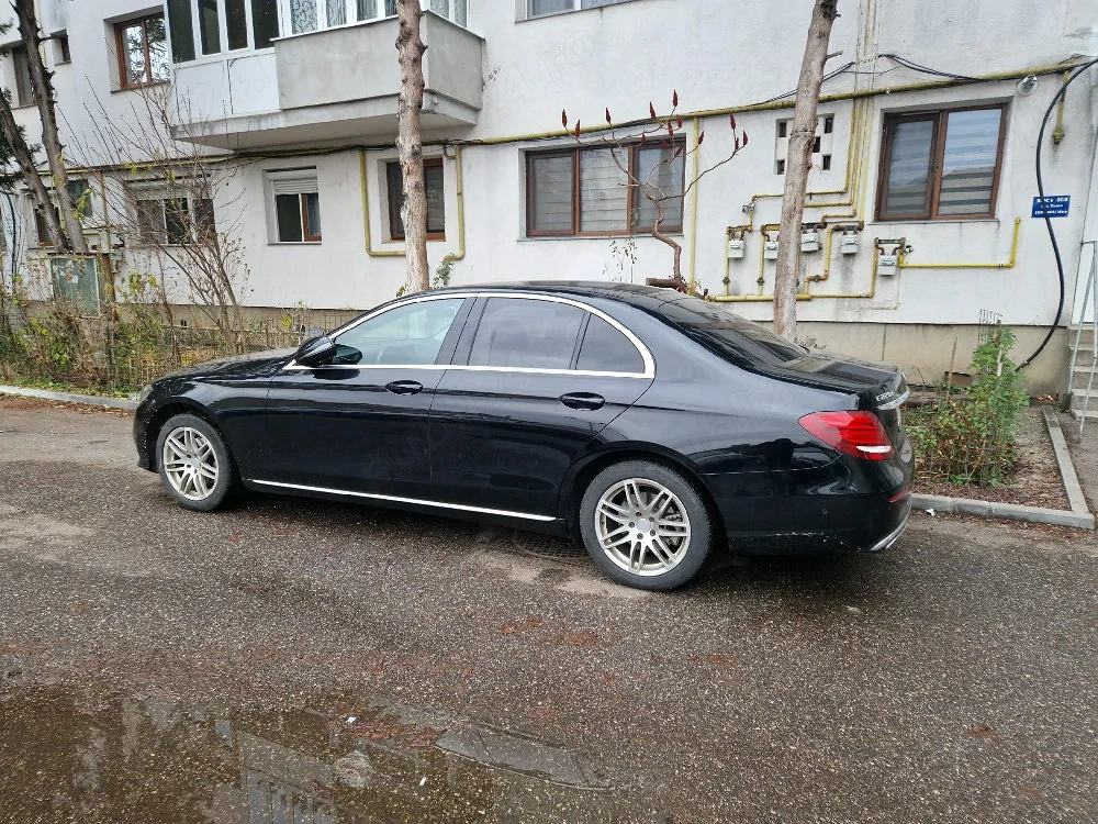Vand jante de aluminiu pe 17 cu anvelope de iarna