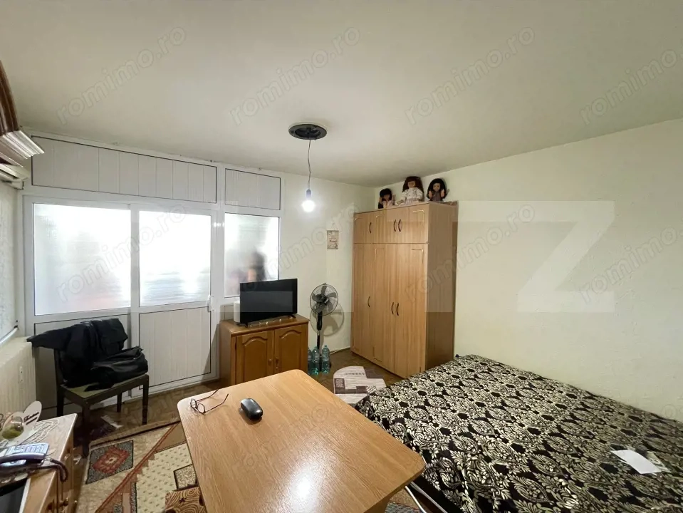 Garsoniera 30 mp, zona Brazda - Liceul Pedagogic
