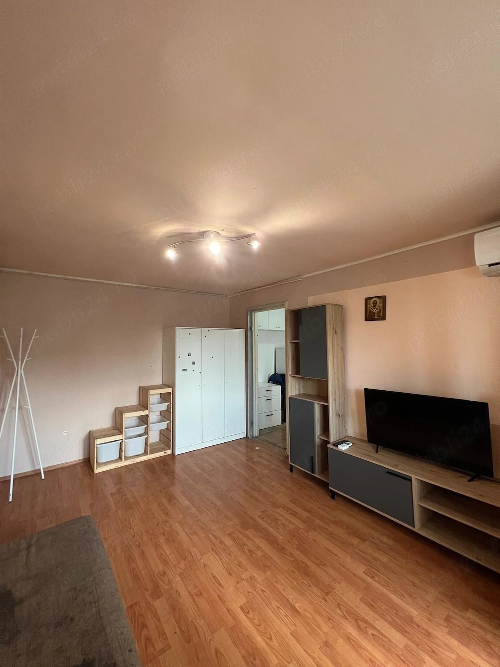 Vand apartament 2 camere - Lujerului