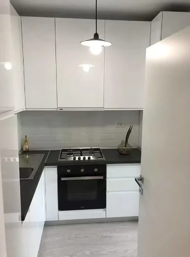Un apartament frumos este acum disponibil.