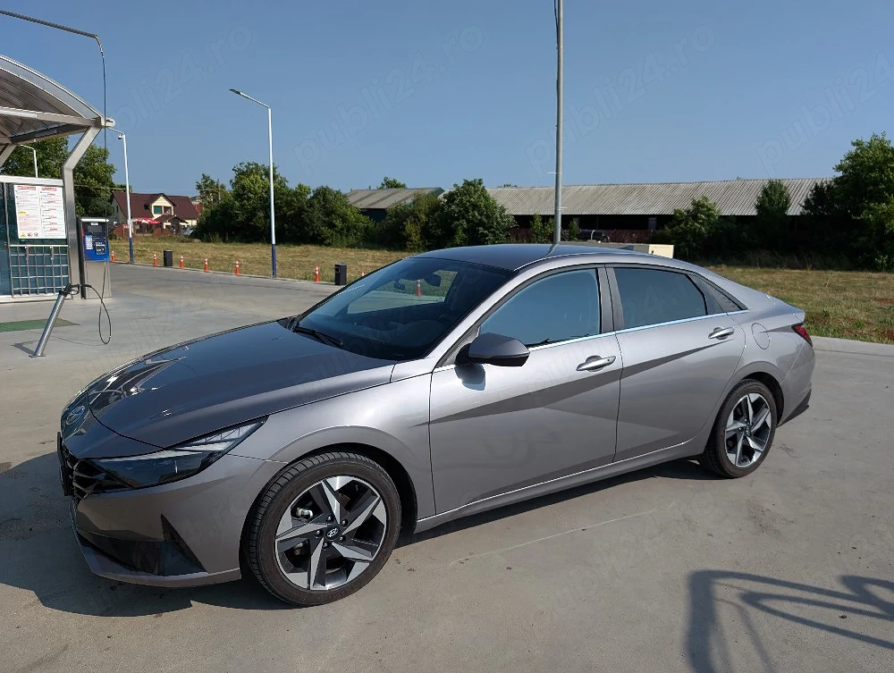 Vand Hyundai Elantra Exclusive CVT 2022